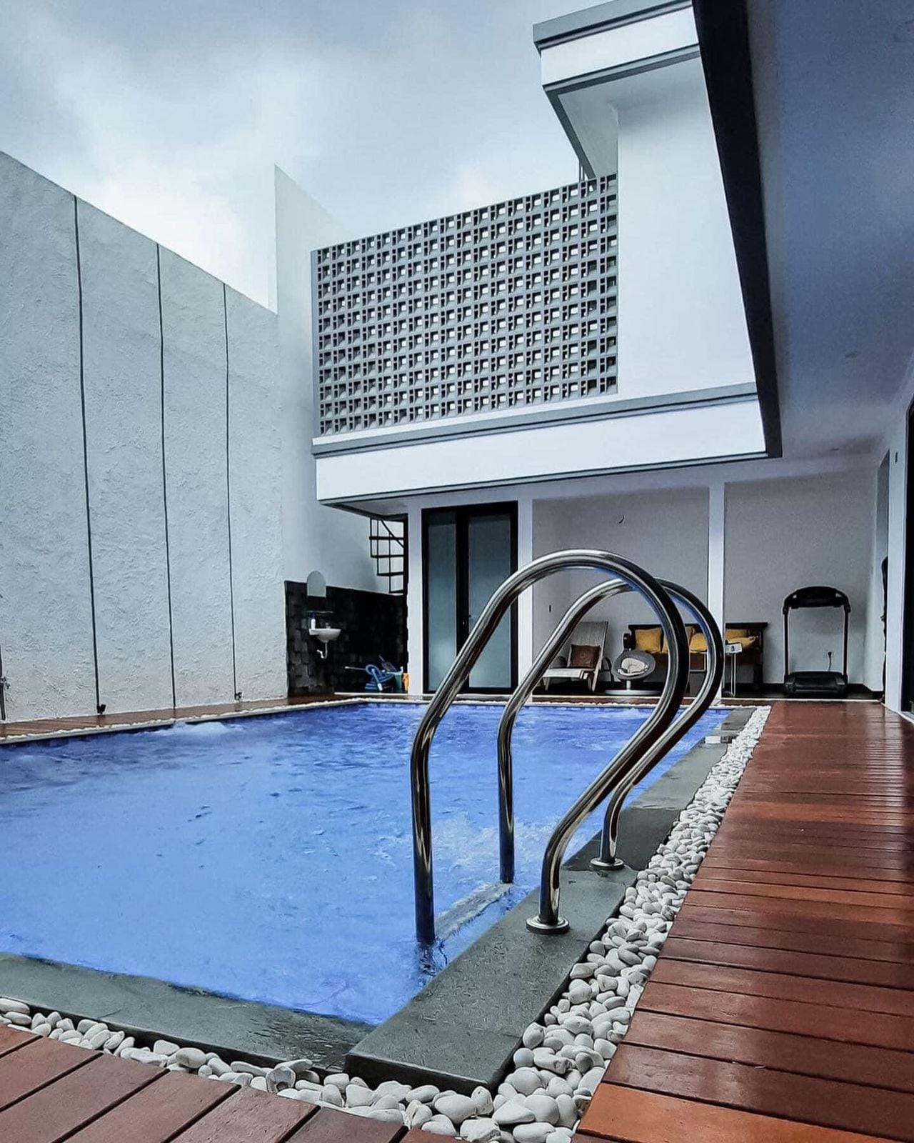 Renovasi Rumah Tinggal
