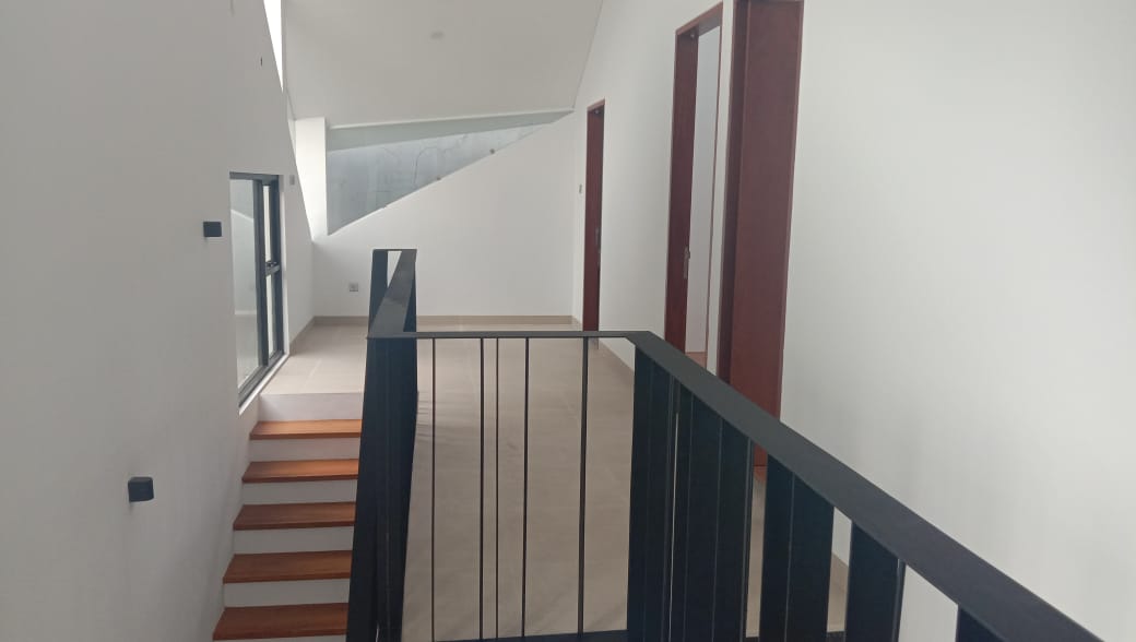 Puri Townhouse