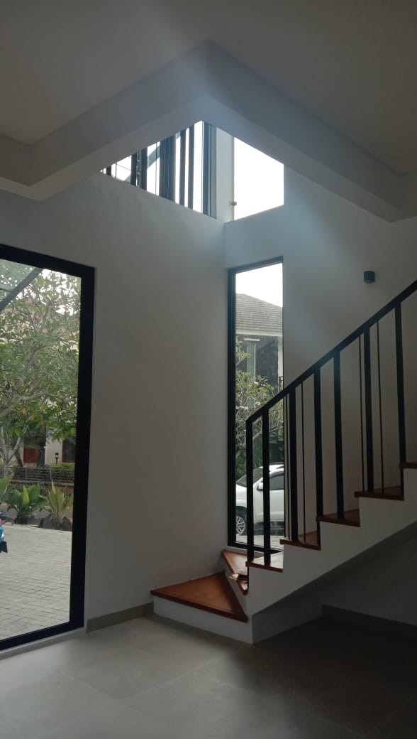 Puri Townhouse