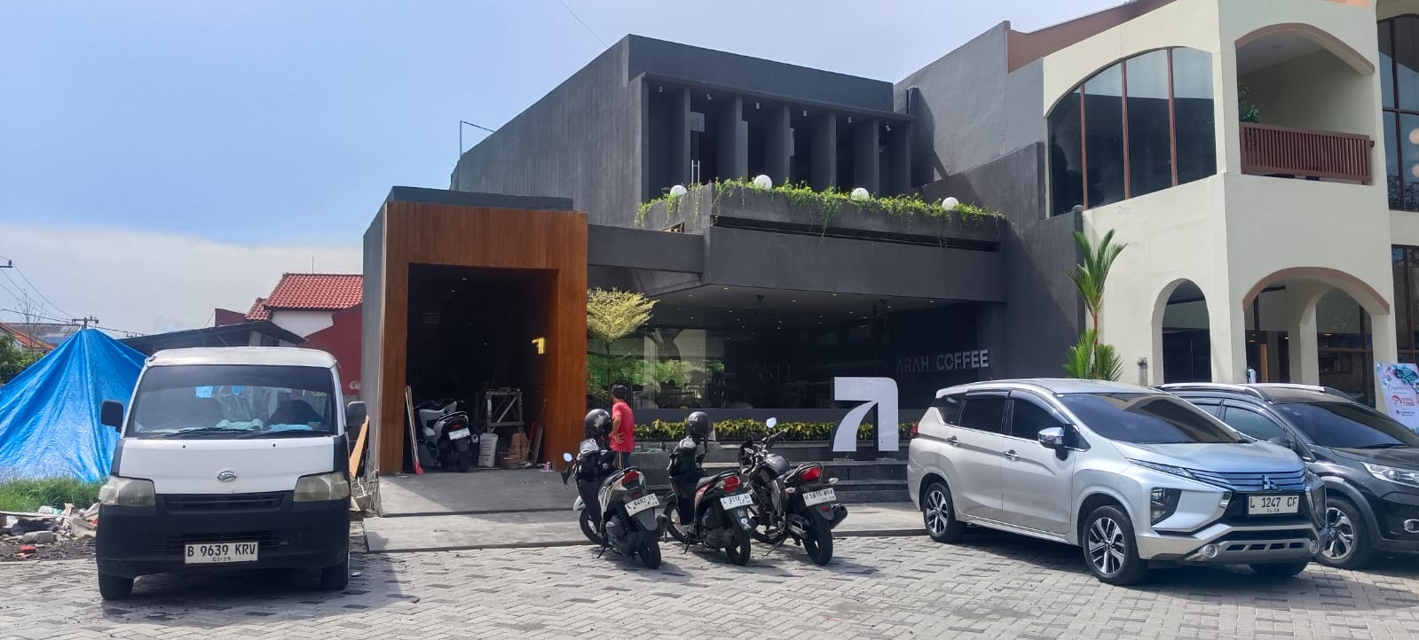 Arra Cafe Merr