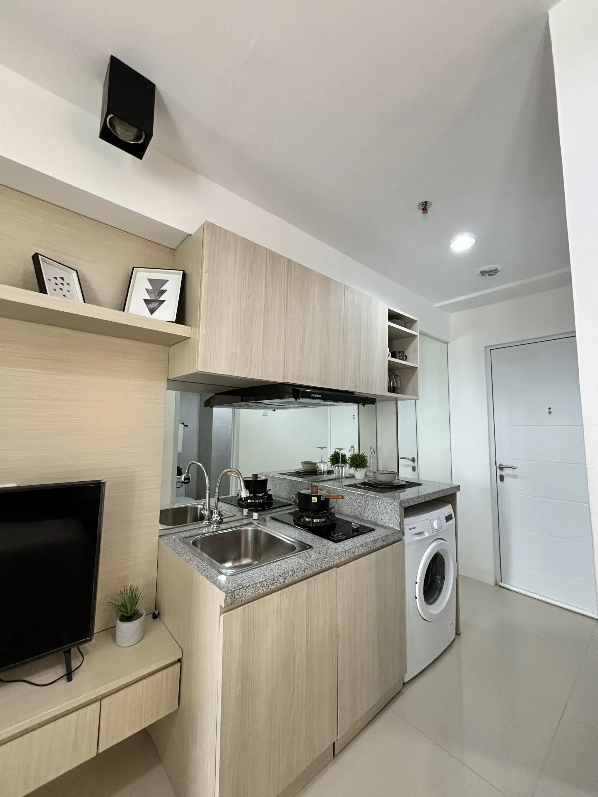 Studio – Mahata Tanjung Barat